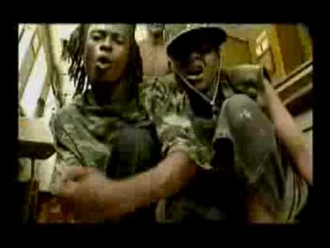 Ukoochonoo - Ukoo Flani Mau Mau