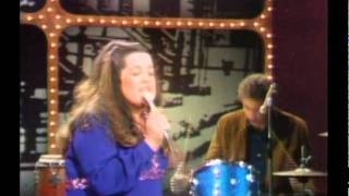 Mama Cass -  Dancing in the Street (Live)