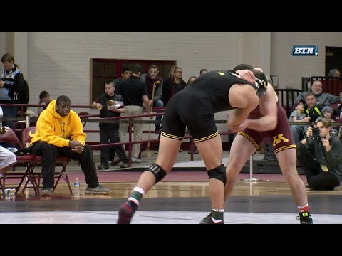 Big Ten Rewind: 2017 Wrestling - 141 LBs - Iowa's Topher Carton vs. Minnesota's Tommy Thorn