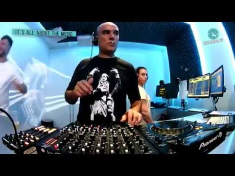 Paco Osuna​ @ Music On Live Ibiza Dropping  Luca Lento "Takaway" (Paul Cart​ Rmx)