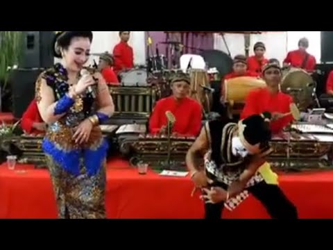 Joged Lucu Gareng bareng Wiwid Widayati