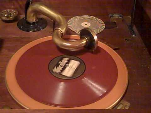 Fletcher Henderson Coleman Hawkins - The Gouge of Armour Avenue - Roaring 20's.MP4