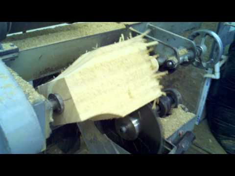 Vincenti Decoys: lathe turning cedar mallard boides...   very cool process!