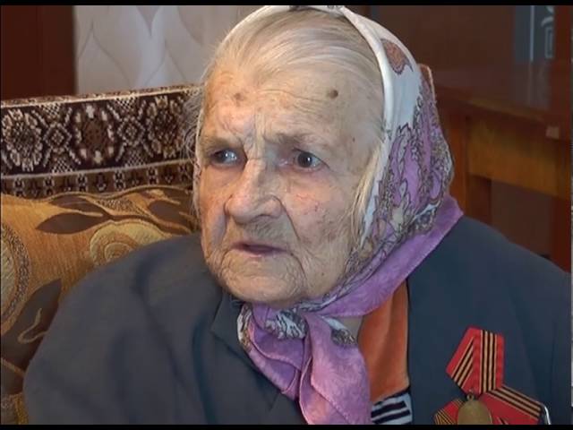 Находчивая связистка и бравый солдат
