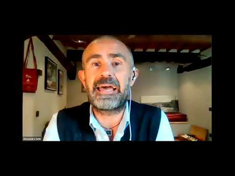 Learn with us about the wine aging: Concrete vats or oak barrels?  🍷