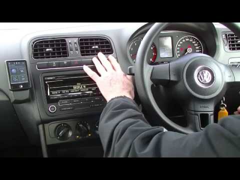 2013 VOLKSWAGEN POLO 6R MY14 TRENDLINE - B4308