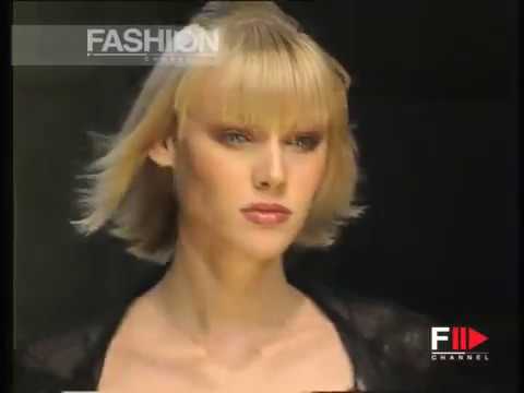 "Valentino" Spring Summer 1997 Paris 3 of 6 haute couture woman by FashionChannel