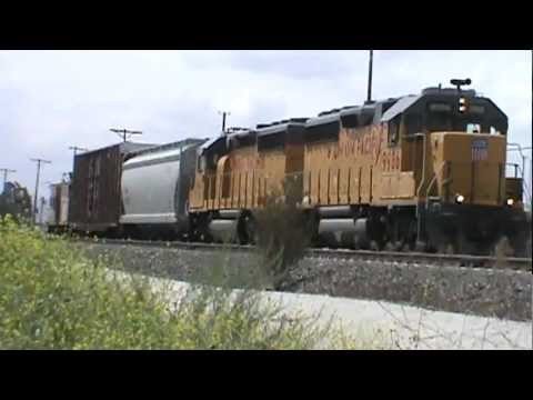 UP 9986 clears Sheldon with a Great Engineer.. 5-3-12..