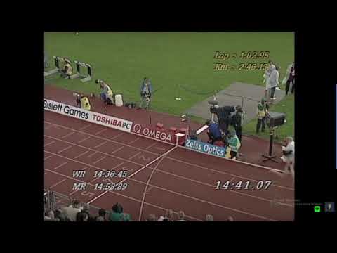 Reconocimiento del INEF de A Coruña a la leyenda Julia Vaquero Sousa (01/12/2022)