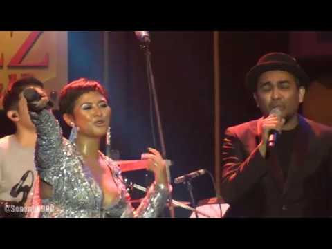 Dira Sugandi ft. Glenn Fredly - Waktu @ JJF 2018 [HD]