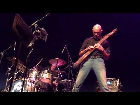 Stickmen - Breathless (Robert Fripp)