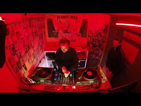 Rob Vanden // 1-hour Vinyl set ~ Drum & Bass