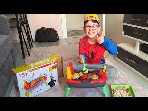 Efeye oyuncak magal seti aldık Hamburgerci oldu.