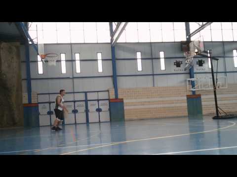 Shooting Train Basketball Riu Mutriku basket