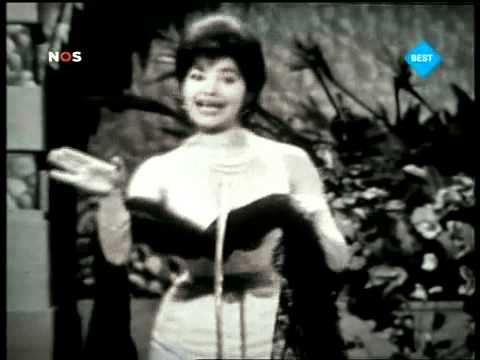 España Eurovisión 1961 - Conchita Bautista - Estando contigo (9º Puesto - 8 puntos).mp4