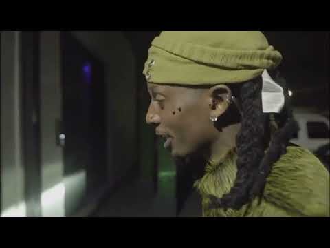 Playboi Carti - UR THE MOON (Video musical oficial)