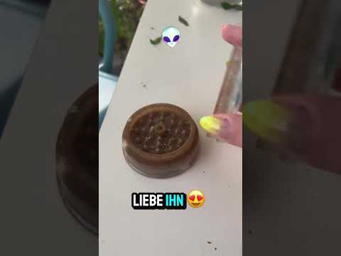 Ocean Grinder - Deep Blue Sea Vibes 🌊✨