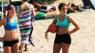 preview picture of video 'Beach Volleyball: Not So Pro Beach Volleyball Grand Bend'
