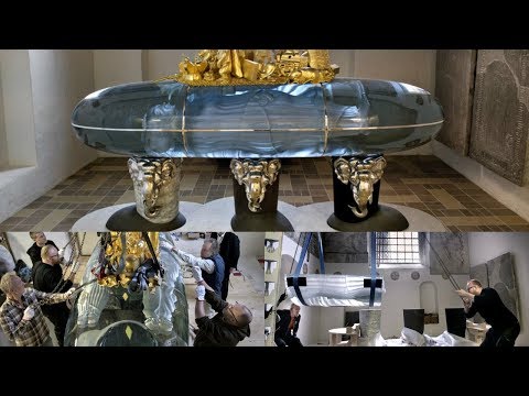 Queen Margrethe's tomb makes its way to Roskilde Cathedral