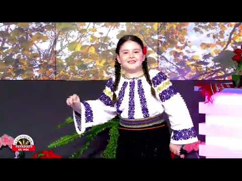 Alessia Ungurianu Haideti mai flacai la joc PASTE