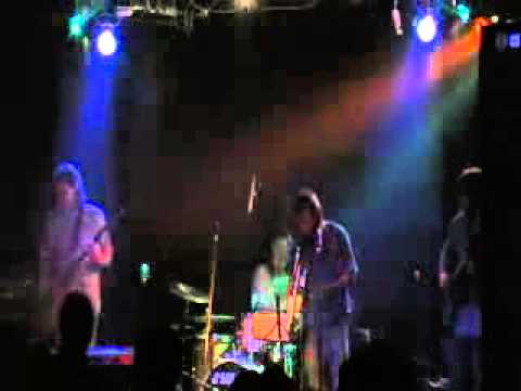 Ležerně a vleže - Hřebík