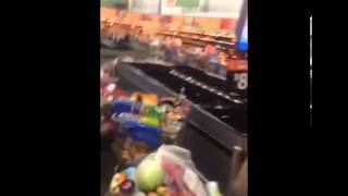 preview picture of video '• Food Stamp Looters Flee Walmart •'
