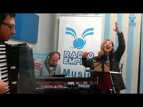 Donata Brischetto  con i VegaProject Trio live a radio Empire