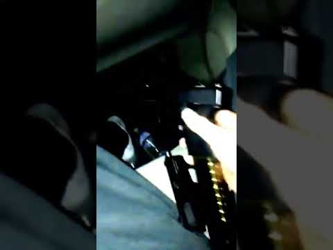 LUAR LA L PONE CLARO A ARCANGEL CON UNA GLOCK