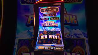 STUCK BUTTON LEADS TO A BIG WIN ON ULTIMATE FIRE LINK!😲💰💰 #shorts #slots #bigwin #foxwoods #casino