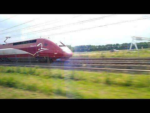300 km/h Thalys overtakes 130 km/h NS Sprinter