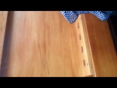 Tusini siblings sing a Niuean hymn..