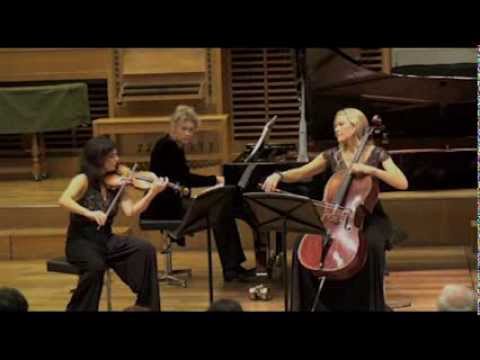 TRIO ARTEMIS - Dimitri Schostakowitsch   5 Stücke für Klavier und 2 Violinen