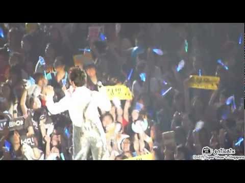 120219 Super Junior SS4 Singapore - White Christmas