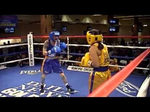 101 lb female boxing final 2013 GOLDEN GLOVES.. Yahaira Perez / Pamela Baker