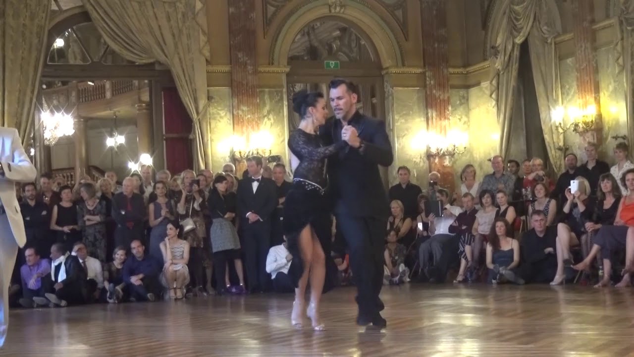 Impro tangowals Anibal Lautaro & Valeria Maside @ Opera Gent