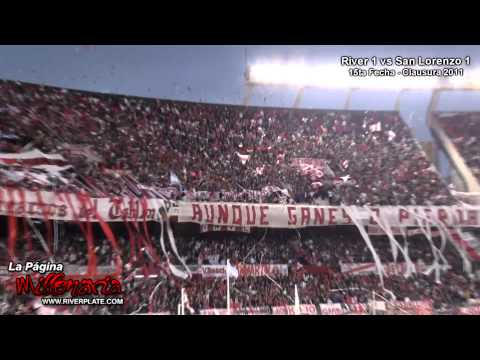"Ahí viene la hinchada + Recibimiento" Barra: Los Borrachos del Tablón &bull; Club: River Plate