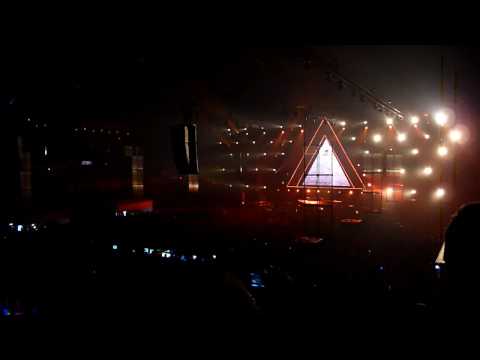 Transmission 6 : Ancient Mysteries (14.11.2009, O2 Arena Prague) - Markus Schulz - (W&W - Mainstage)