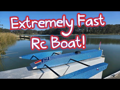 EXTREMELY FAST RC BOAT! Scorpion Rigger turning laps Oxidean Marine