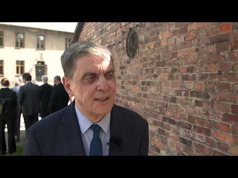 Gedenken in #Auschwitz - Romani Rose