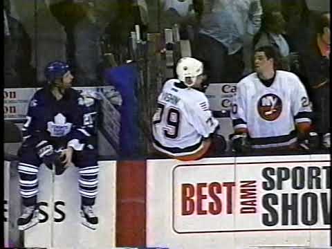 Maple Leafs vs Islanders Brawl - Apr 23, 2002