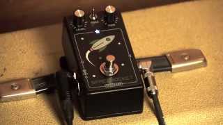 Video thumbnail for Spaceman Effects Spacerocket Fuzz by ElevationBoutiques