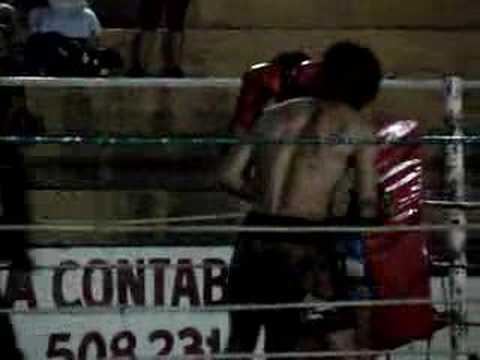 kickboxing paraguay pelea de exibicion (round 1)