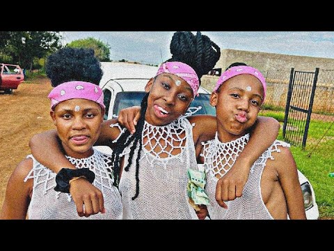 Growing Zulu Girls Becoming Beautiful Traditional Dancers – Future of the Reed Dance