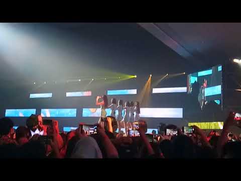 Opening Gfriend "Love Whisper" - Music Bank In Jakarta 2017