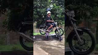 Download lagu story'wa herex helikopter mp3