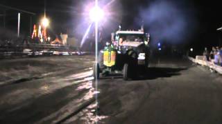 preview picture of video 'Oliver Super 99 tractor pull #9500 lb class barnesville MN'