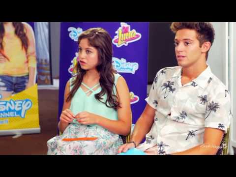 ENTREVISTA KAROL SEVILLA Y RUGGERO PASQUARELLI - (ALEMANIA) - (GIRA PROMOCIONAL SOY LUNA)