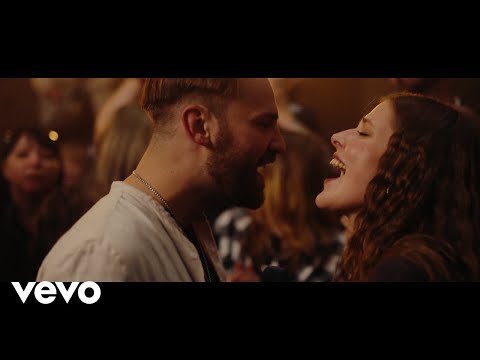 Jelen - Za tebou (Official Music Video)