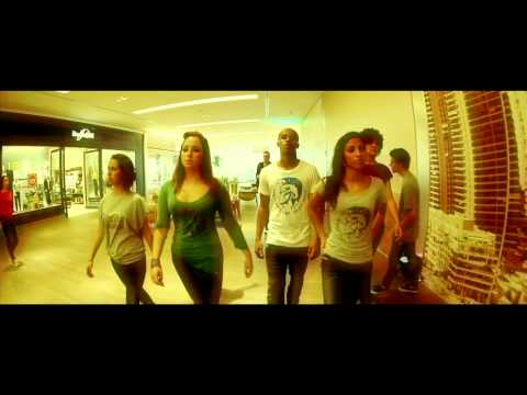 Vogue Fashion's Night Out 2013 - Rio - Diesel - Promotional Video - Urbanus Dance Crew
