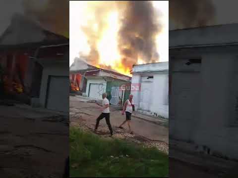 Incendio en Camajuaní, Villa Clara: se quema la “Casa de los Trabajos”